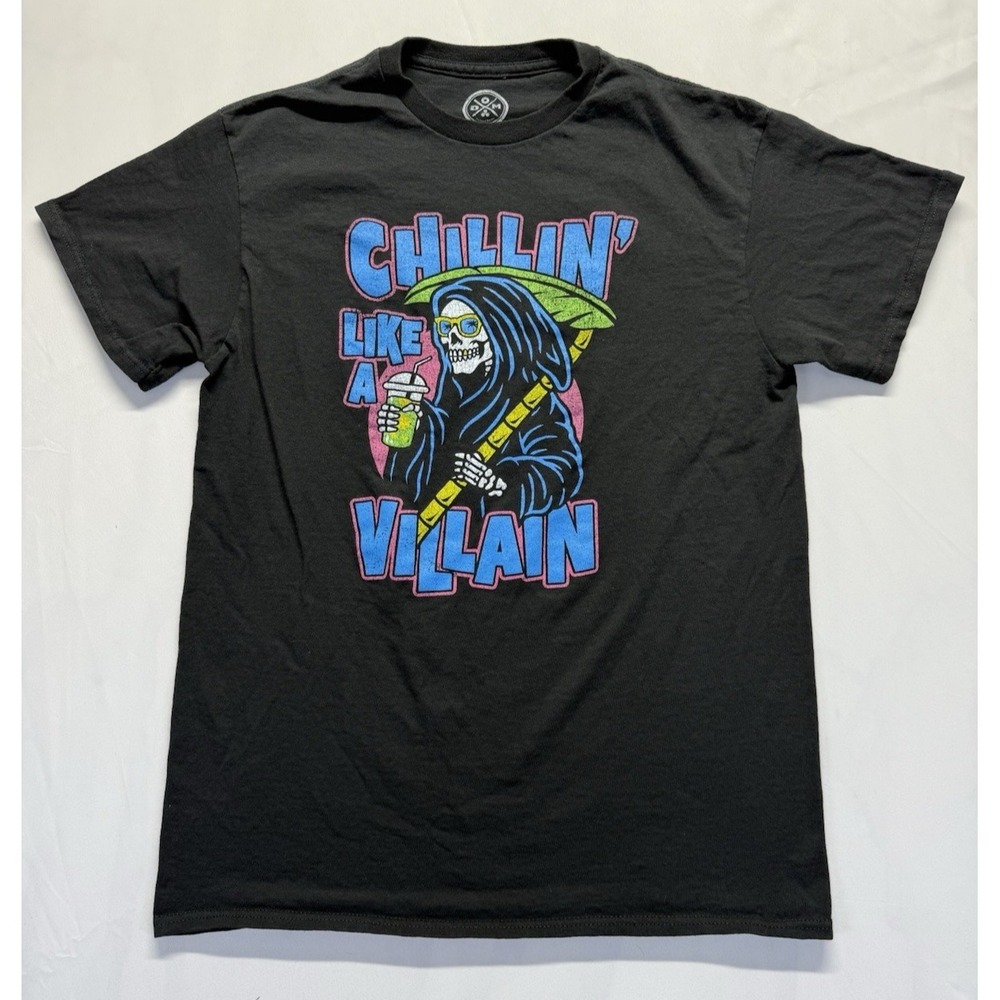 DOM Grim Reaper Chillin Like A Villain (Lot) mens M Short Sleeve Graphic T-Shirt